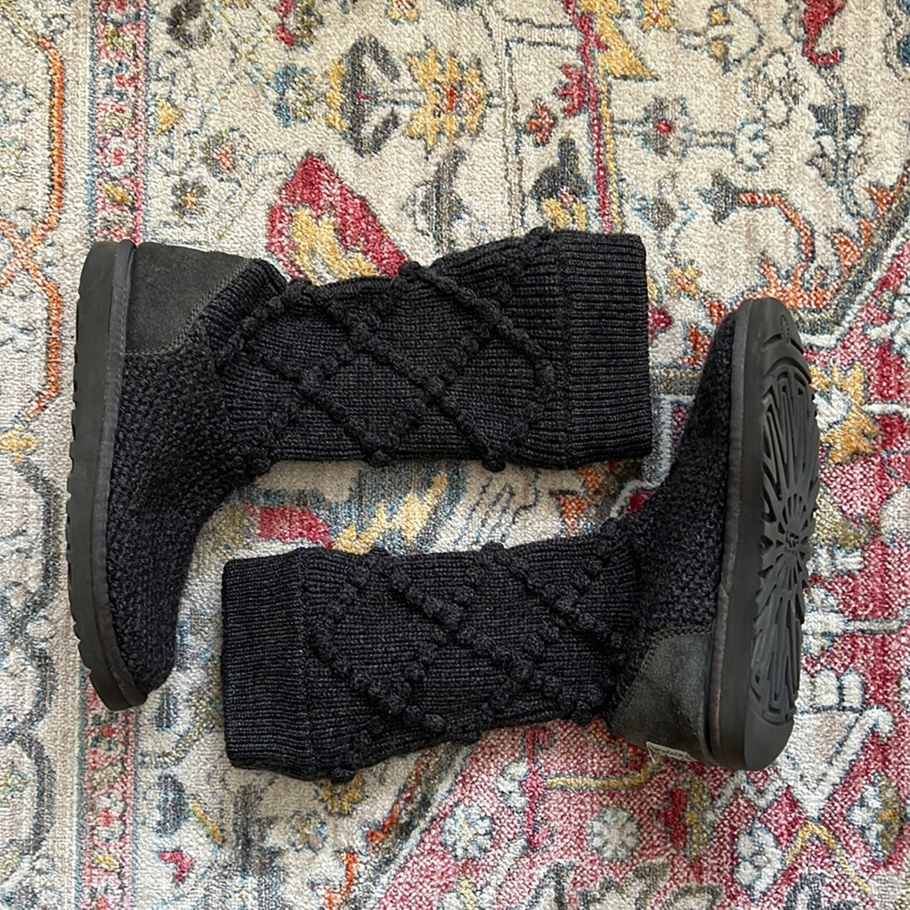 Gray Knitted Uggs